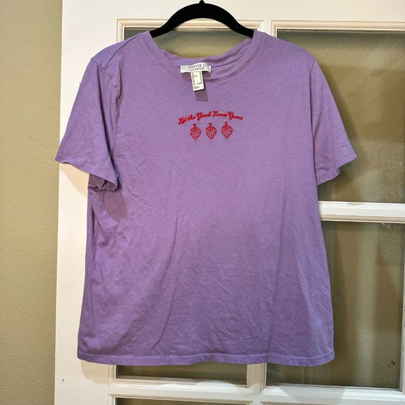 FOREVER 21 With A Purpose Strawberry Let the Good Times Grow T Shirt - Medium - Picture 4 of 6